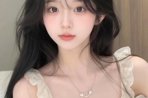 斗鱼女主播忘关摄像头私密画面流出！虚假人设彻底翻车